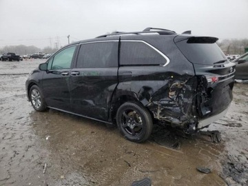 Toyota Sienna III 2022 Toyota Sienna xse, 2022r., 4x4, 2.5L 2.5 Hybryda 245KM, zdjęcie 3