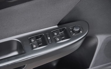 Volkswagen Passat B6 Variant 2.0 TDI PD-DPF 140KM 2007 Volkswagen Passat Variant 2.0TDI 140KM SportLIne Alu 18 Climatron Pdc Po S, zdjęcie 15