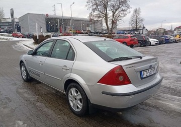 Ford Mondeo III Sedan 2.0 145KM 2001 Ford Mondeo Zarejestrowany - ubezpieczony - benzyna 2.0 Benzyna 145KM, zdjęcie 4