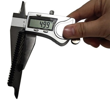 Grzebień do usuwania wosku z deski surfingowej z kluczem płetwy Poszarpane krawędzie Przenośna deska surfingowa