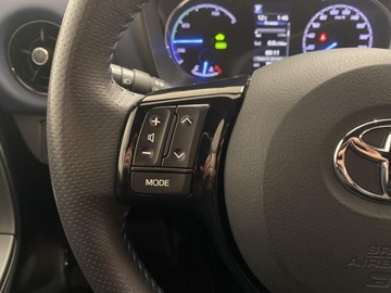 Toyota Yaris III 2018 Toyota Yaris Hybrid 100 Selection III (2011-2019), zdjęcie 12