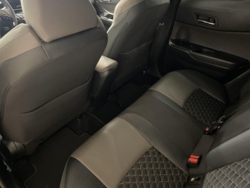 Toyota C-HR I Crossover Facelifting 2.0 Hybrid Dynamic Force 184KM 2022 Toyota C-HR 2.0 Hybrid Executive Toyota C-HR 2.0 E, zdjęcie 10