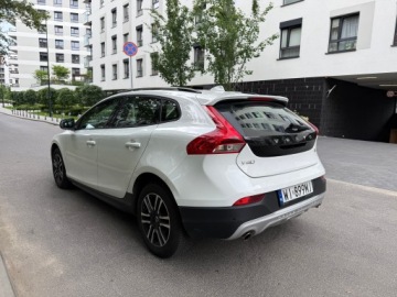 Volvo 2018 Volvo V40 Cross Country D4 Momentum, 190 KM, 2018 r., zdjęcie 4