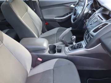 Ford Focus III Hatchback 5d 1.6 Duratorq TDCi DPF 95KM 2012 Ford Focus 1.6 TDCi, Klima, zdjęcie 8