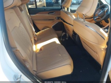 Jeep Grand Cherokee V 2023 Jeep Grand Cherokee Summit Reserve 2023 3.6 Benzyna 293KM, zdjęcie 12