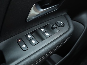 Opel Mokka II SUV 1.2 Turbo 130KM 2022 Opel Mokka 1.2 Turbo, Salon Polska, Serwis ASO, zdjęcie 16