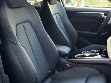 Audi A6 C8 Limousine Plug-In Facelifting 2.0 50 TFSI e 299KM 2025 AUDI A6 e-Hybrid quattro Sedan (299 KM) 2025, zdjęcie 15