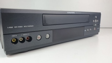 Видеорегистратор Grundig VIVANCE GV 3043 HIFI