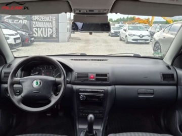 Skoda Octavia I Kombi 1.6 MPI 102KM 2004 Skoda Octavia Najlepszy silnik 1.6 benzyna Bezwypadkowy Oryginalny przebie, zdjęcie 9