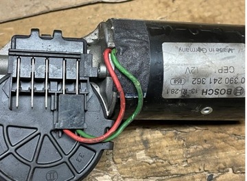 FOCUS MK1 MOTOREK STĚRAČE PŘEDNÍ 5 PIN
