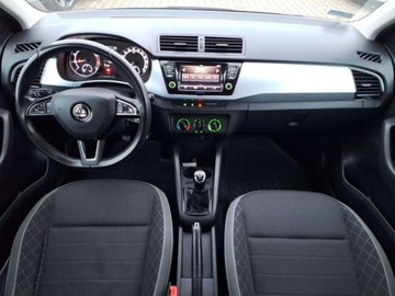 Skoda Fabia III Kombi Facelifting 1.0 TSI 95KM 2019 Skoda Fabia COMBI 1,0 TSI 95KM FV-23 Benzyna 95KM, zdjęcie 13