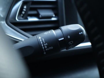 Peugeot 308 II SW 1.2 PureTech 130KM 2015 Peugeot 308 1.2 PureTech, Salon Polska, Navi, zdjęcie 21