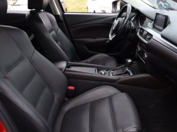 Mazda 6 III Kombi Facelifting 2016 2.2 SKYACTIV-D I-ELOOP 175KM 2017 Mazda 6 2.2 Skyactiv-D, Salon Polska, Serwis ASO, zdjęcie 8