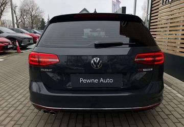 Volkswagen Passat B8 Variant 1.8 TSI BlueMotion Technology 180KM 2015 Volkswagen Passat Variant Volkswagen Passat Variant 1.8 TSI BMT Highline D, zdjęcie 5