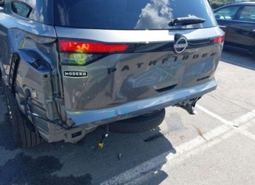 Nissan Pathfinder III 2024 Nissan Pathfinder 2024, 3.5L, PLATINUM, od ubezpieczalni 3.5 Benzyna 284KM, zdjęcie 5