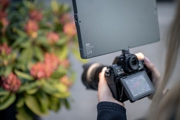 LED NEWELL RGB -W RANGHA MAX XL 2500 - 9900K (28 x 18 см) 1600 Lumens