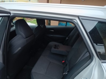 Toyota Corolla XII TS Kombi 1.8 Hybrid 122KM 2020 Toyota Corolla 1.8 HYBRYDA SALON PL Salon PL I rej 12.2020, zdjęcie 10