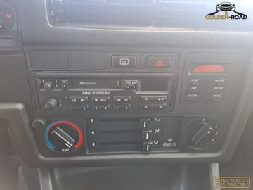 BMW Seria 3 E30 Cabrio 318 i 113KM 1992 BMW Seria 3 318 cabrio skora wspomaganie alu nowy dach i lakier oplacony, zdjęcie 14