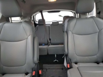 Toyota Sienna III 2023 Toyota Sienna 2023, 2.5L, XLE, porysowany lakier 2.5 Hybryda 245KM, zdjęcie 8