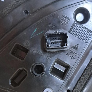 HYUNDAI BAYON I20 III ZRCÁTKO PRAVÉ 6 PIN