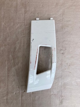 OSŁONA HALOGEN / RH -RENAULT GAMA T RANGE 82706552