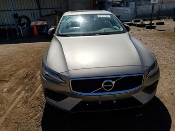 Volvo S60 III Sedan 2.0 T5 250KM 2020 Volvo S60 T5 Momentum 2020 2.0l 2.0 Benzyna 250KM, zdjęcie 5