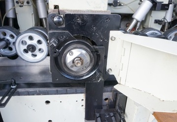 WEINIG UNIPLAN ДВУХСТОРОННИЙ СТРОГАЛЬНЫЙ СТАНОК 2×5,5 кВт