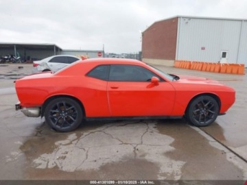 Dodge Challenger III 2022 Dodge Challenger 2022r., 3.6L 3.6 Benzyna 303KM, zdjęcie 4