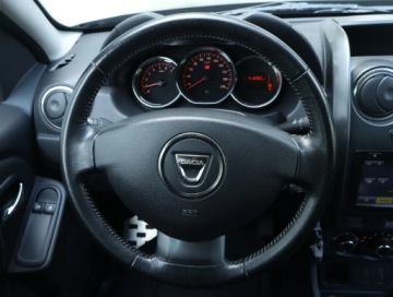 Dacia Duster I SUV Facelifting 1.6 16V 105KM 2014 Dacia Duster 1.6 16V, Salon Polska, Navi, Klima, zdjęcie 16