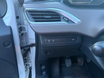 Peugeot 2008 I SUV 1.2 VTi 82KM 2013 Peugeot 2008 klima, zarejestrowany, gwarancja!, zdjęcie 29