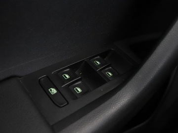 Skoda Octavia III Kombi 1.4 TSI 140KM 2015 Škoda Octavia Skoda Octavia DSG bi-xenon panorama, zdjęcie 32