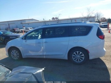 Chrysler Pacifica II 2018 Chrysler Pacifica CHRYSLER PACIFICA TOURING L 3.6 Benzyna 287KM, zdjęcie 5