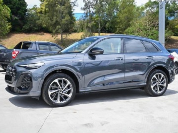 Audi Q5 II SUV Facelifting 2.0 40 TFSI MHEV 204KM 2026 2.0 TFSI quattro S line (204 KM) Kamery obserwujące otoczenie, zdjęcie 1