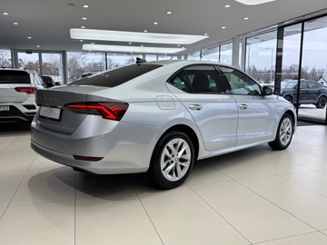 Skoda Octavia IV Liftback 2.0 TDI 115KM 2021 Skoda Octavia Ambition / 1 właściciel / Salon Pols, zdjęcie 3