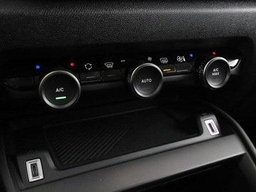 Citroen C4 III SUV 1.5 BlueHDi 131KM 2020 Citroen C4 automat full LED klima auto navi kamera, zdjęcie 28