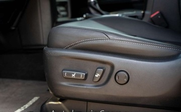 Toyota Land Cruiser VI MPV Faceliting 2.8 D-4D 177KM 2017 Toyota Land Cruiser Toyota Land Cruiser VI 2.8 D4D 4X4 177KM SALON POLSKA, zdjęcie 10