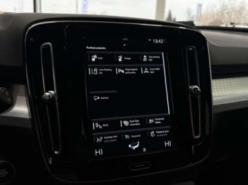 Volvo XC40 Crossover Plug-In Facelifting 1.5 T4 211KM 2022 Volvo XC 40 T4 Start Plug In Kamera cofania Ambiente Nawigacja CarPlay, zdjęcie 29