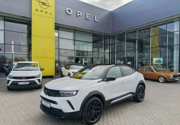Opel Mokka II SUV 1.2 Turbo 130KM 2024 Opel Mokka Pierwszy wlasciciel. Salon Polska 1.2 Benzyna 130KM