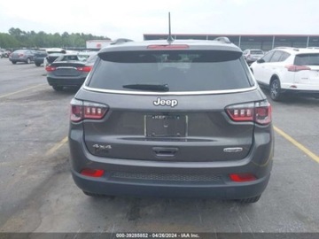 Jeep Compass II 2023 Jeep Compass Latitude lux, 2023r., 4x4, 2.0L 2.0 Benzyna 200KM, zdjęcie 5