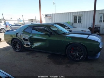 Dodge Challenger III 2018 Dodge Challenger 2018 Dodge Challenger SRT 392 RWD 6.4 Benzyna 485KM, zdjęcie 12