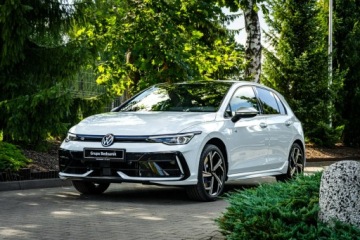 Volkswagen Golf VIII R Facelifting 2.0 TSI 333KM 2026 Volkswagen Golf R 2.0 TSI 4Motion 333 KM DSG -, zdjęcie 11