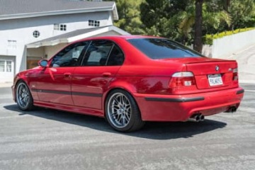 BMW Seria 5 E60 2003 BMW M5 2003. 4.9 Benzyna 494KM, zdjęcie 3