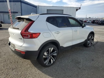 Volvo XC40 2024 Volvo XC 40 Ultimate 2024 2.0l 2.0 Benzyna 247KM, zdjęcie 3