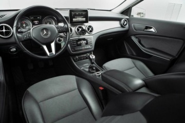 Mercedes GLA I Off-roader 1.6 200 156KM 2014 Mercedes-Benz GLA 1.6 Benzyna 156KM, zdjęcie 21