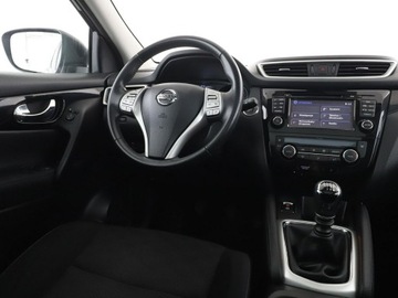 Nissan Qashqai II Crossover 1.6 dCi 130KM 2015 Nissan Qashqai navi klima auto panorama kamera i, zdjęcie 15