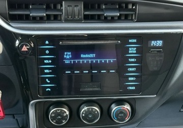 Toyota Corolla XI Sedan Facelifting 1,33 Dual VVT-i 99KM 2017 Toyota Corolla Salon Polska, Czujniki parkowania przod i tyl, Opony Caloro, zdjęcie 6