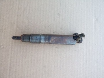 VW PASSAT B4 B5 GOLF III SHARAN 1,9TDI WTRYSKIWACZ