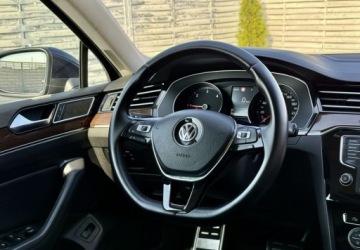 Volkswagen Passat B8 Variant 2.0 TDI SCR 240KM 2016 Volkswagen Passat Volkswagen Passat 2.0 TDI Bi-Turbo BMT 4Mot Highline DSG, zdjęcie 6
