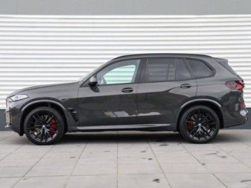 BMW X5 G05 M SUV Facelifting 4.4 M60i 530KM 2025 BMW X5 M60i xDrive Suv 4.4 (530KM) 2025, zdjęcie 1