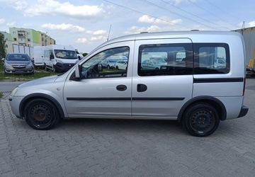 Opel Combo C Van 1.3 CDTI ecoFLEX 75KM 2010 Opel Combo Opel Combo 1.2 Diesel 75KM, zdjęcie 2